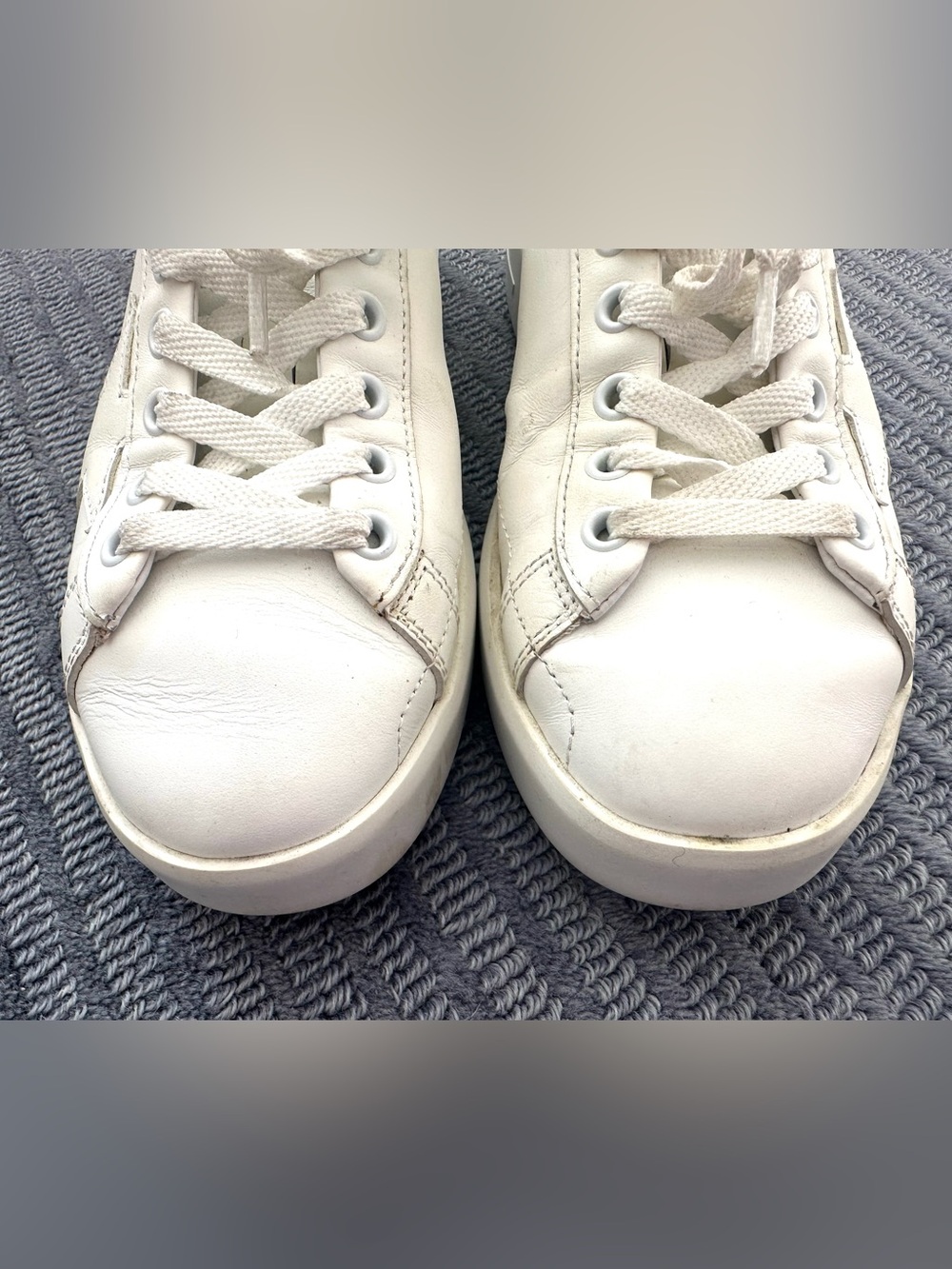 Golden Goose Pure Star Women’s Sneakers - Picture 11 of 13